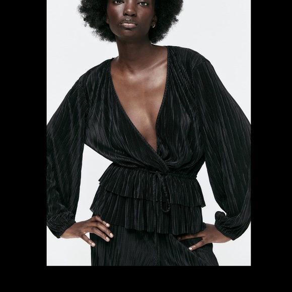 Zara  Black Pleated Top - Picture 6 of 10